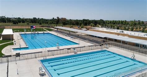 Aquatics Center at District 56